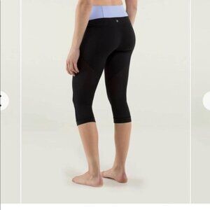 Lululemon Invert Crop Black and Lavender Leggings Size 4